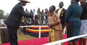 M7 and old woman